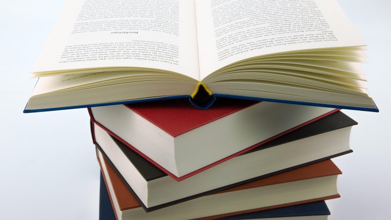 Bücher, Hörbücher, eBooks
